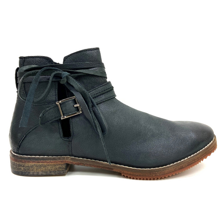 Fringe Black Vintage Booties