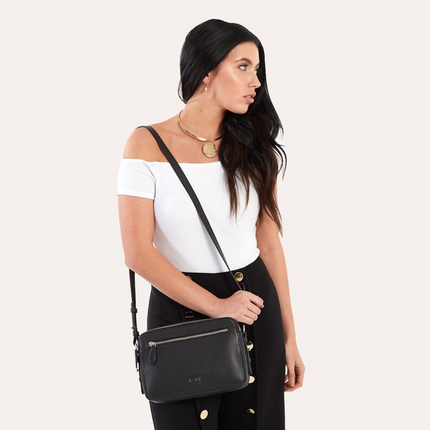 Classic Crossbody