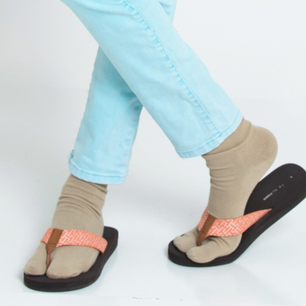1 Pair - V-Toe Flip Flop Tabi Socks - Khaki Solid Casual