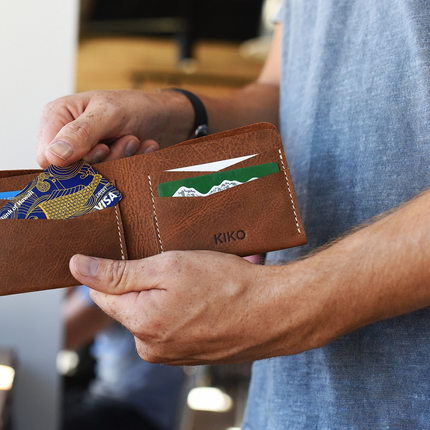 Buck Bifold