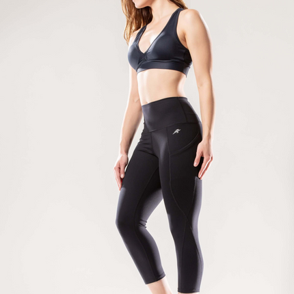 Jolie High-Waisted Capri Leggings with Hip Pockets