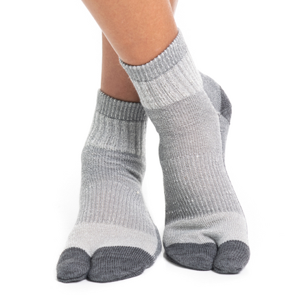 V-Toe Wool  Light Grey Casual or Hiking Flip-Flop Tabi Big Toe Chaco Socks