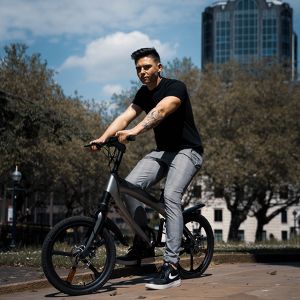 The Official Racing White E-Bike with Built-in Speakers & Bluetooth (Range up to 60km)