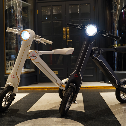 The Cruzaa PRO Electric Scooter - 35km Range & 25kmh Top Speed Cruzaa Built in Bluetooth & Speakers + USB - Racing White
