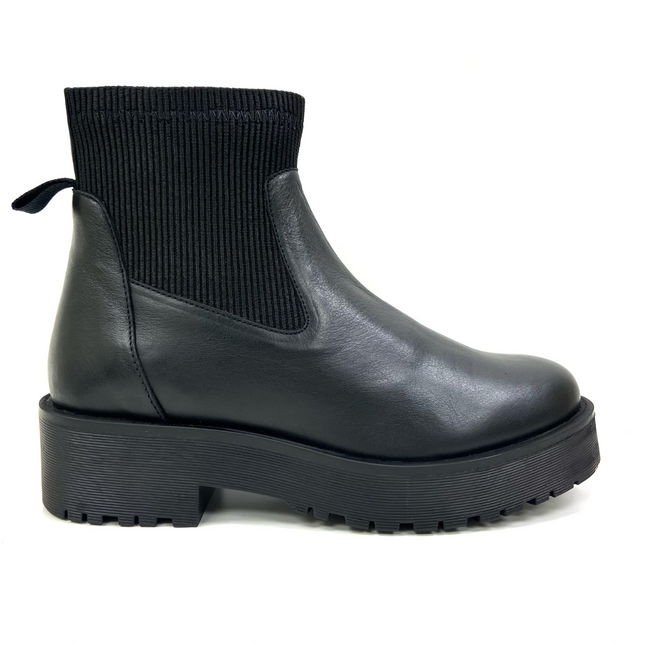Olivia Black Platform Chelsea