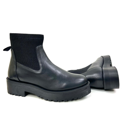Olivia Black Platform Chelsea