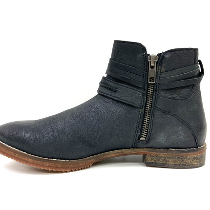 Fringe Black Vintage Booties