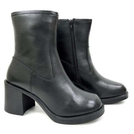 Lyla Black Square Block Heel Zip Boot
