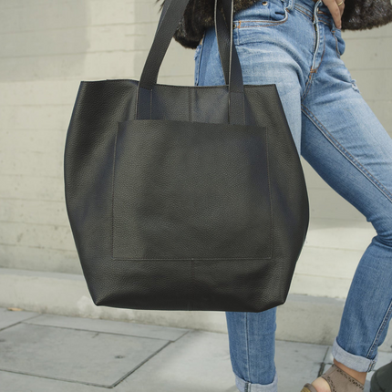 Journalist Tote
