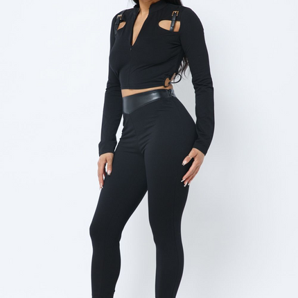 Belen - All Black Beltie