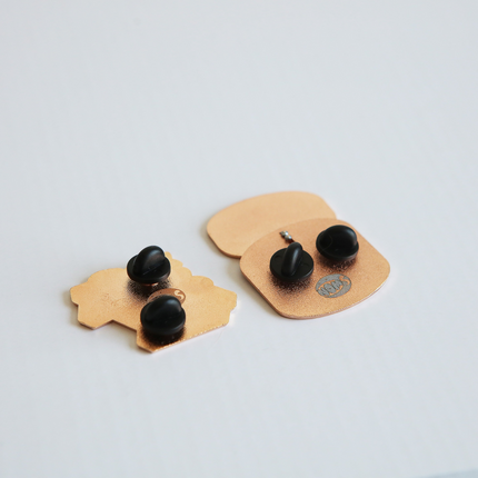Shumai Interactive Sliding Enamel Pin