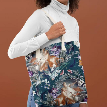 Ieshekhu Tote Bag