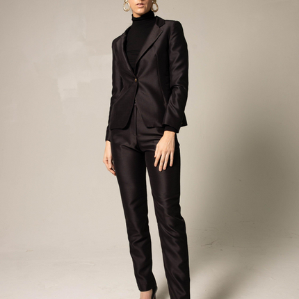 Elegant Skinny Pants in Black