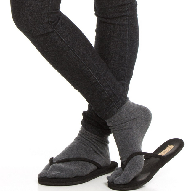 3 Pairs - V-Toe Flip Flop Tabi Socks - 2 Black Crew, 1 Gunmetal Grey Casual Crew