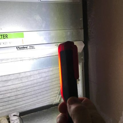LED Pocket Light With Magnetic Clip